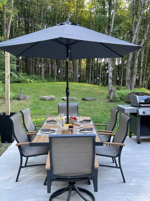 Сasa de vacaciones Private With Hot Tub In The Woods