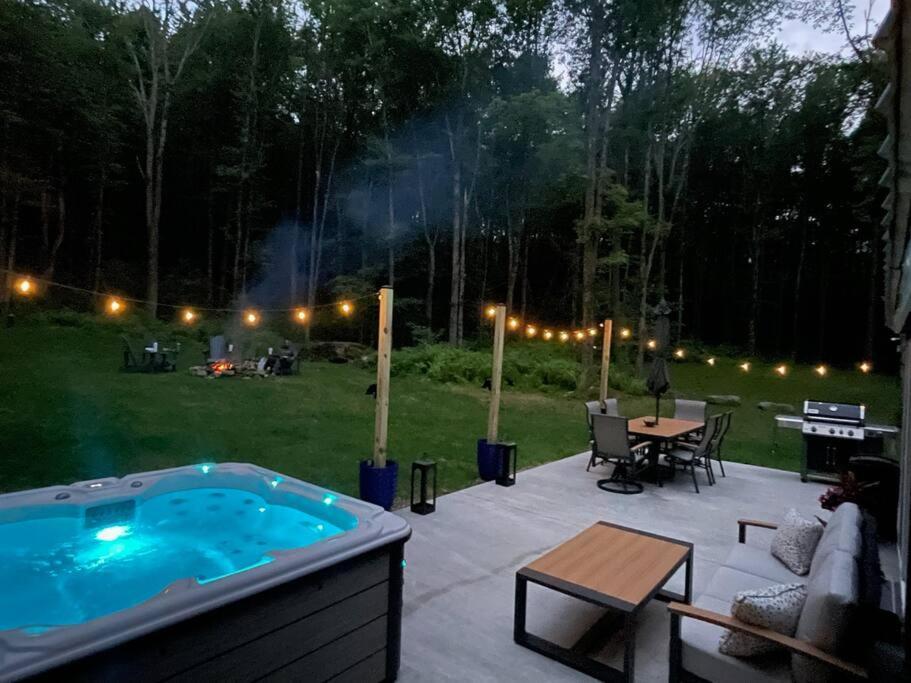 Сasa de vacaciones Private With Hot Tub In The Woods Thompson